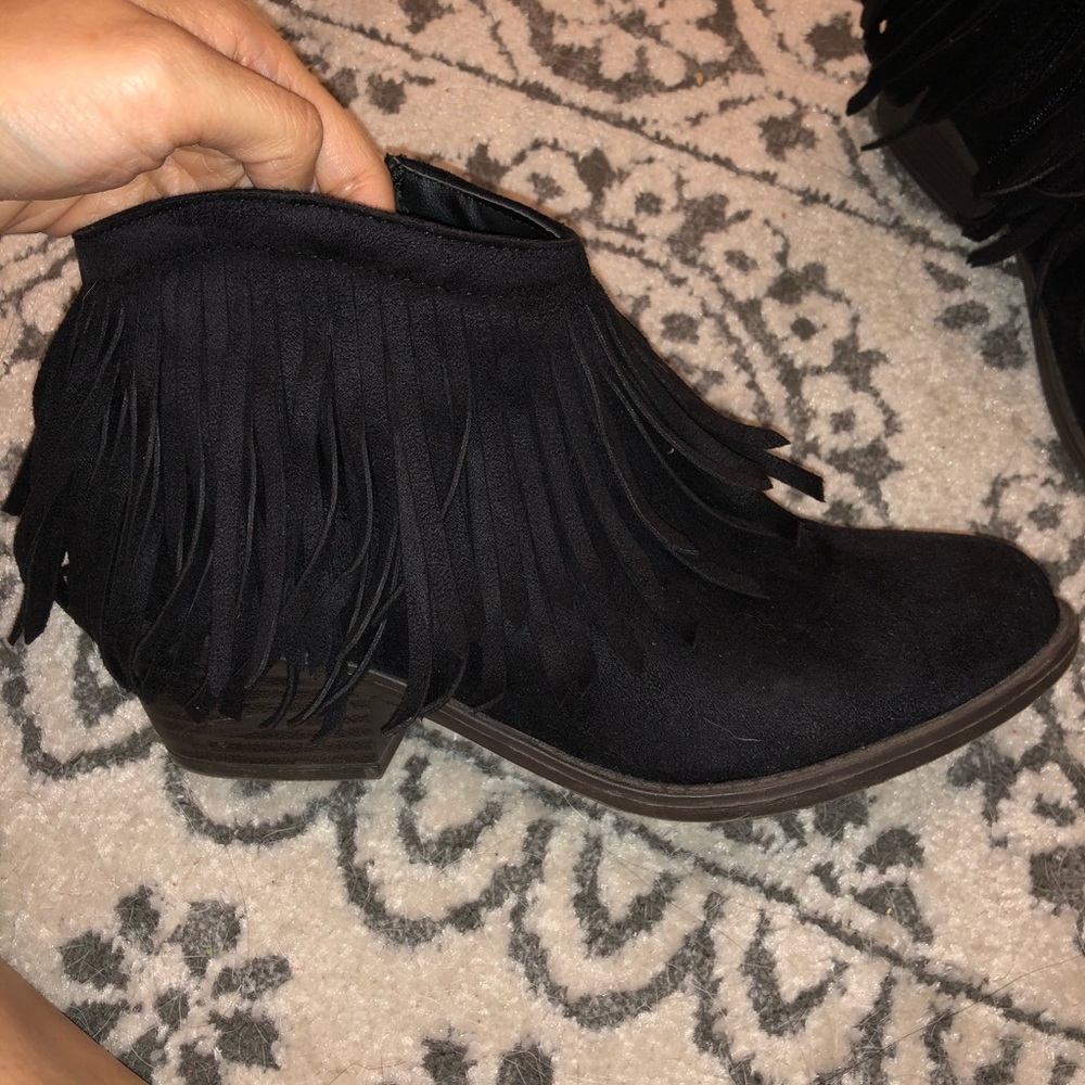 Fringe Booties size 8